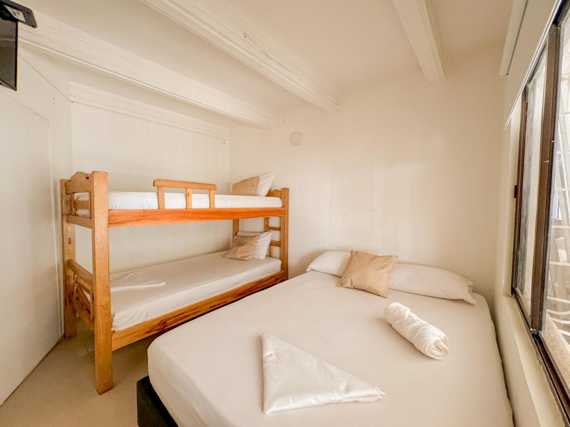 Hotel Tamaca House Puerto de Gaira Buitenkant foto